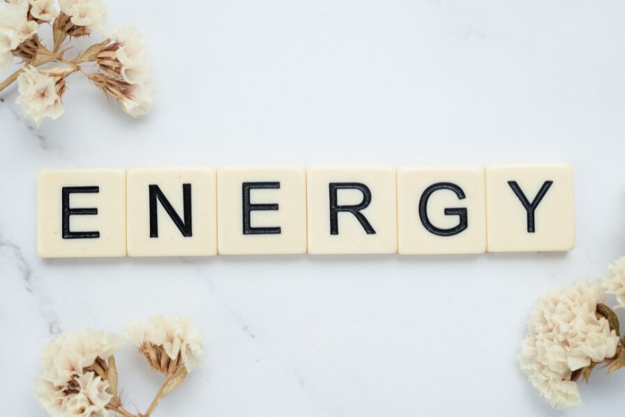 Chakras, glandes, émotions : le corps énergétique existe, ton stress le prouve